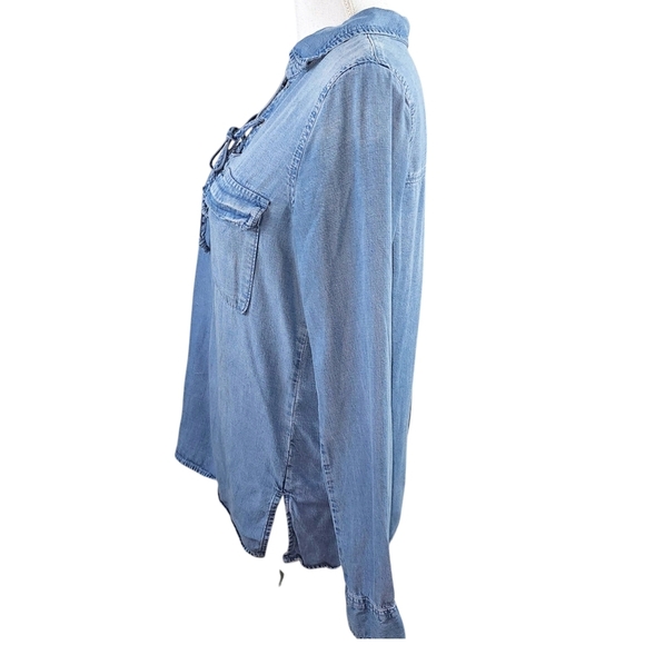 Abercrombie & Fitch Supersoft Lace Up Chambray Shirt In Small - Picture 5 of 8